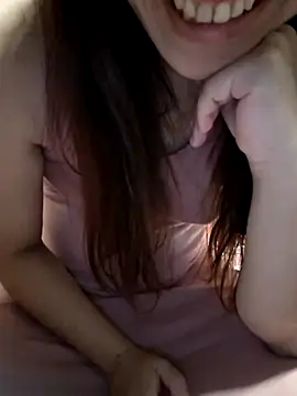 hihiakiko online show from October 18, 2025, 3:13 pm