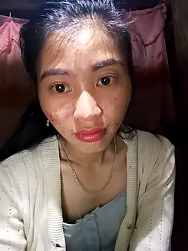 Phuongphuongg online show from October 1, 2025, 2:06 am