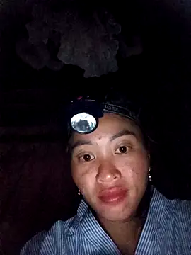 Phuongphuongg online show from October 7, 2025, 1:41 pm