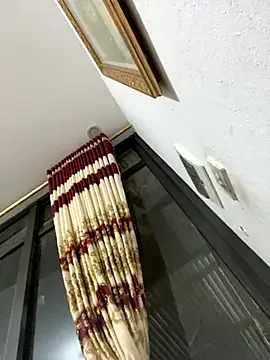 Nhung584 online show from November 12, 2025, 1:00 pm