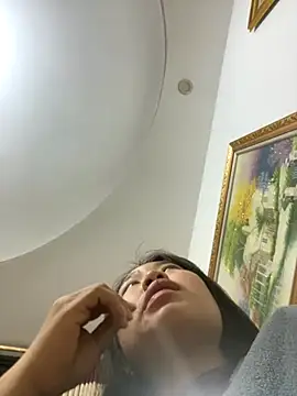 Nhung584 online show from December 5, 2025, 12:25 pm