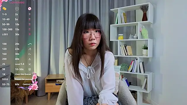 UdelaDodson online show from January 13, 2026, 2:28 am