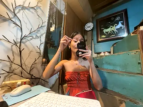 Snapshot of asya_chris chatting on December 1, 2025, 11:26 am asya chris online show from December 1, 2025, 11:26 am