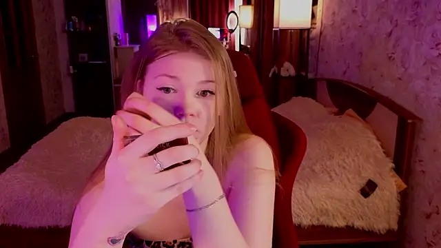 Jenny Skinner20 online show from February 16, 2026, 5:42 pm