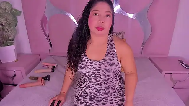 eithanasm online show from November 7, 2025, 5:07 am