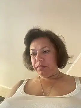 Kiravix online show from October 3, 2025, 10:12 am