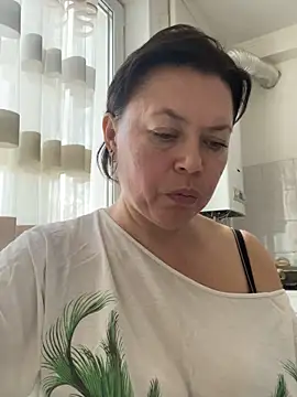 Kiravix online show from February 21, 2026, 11:33 am