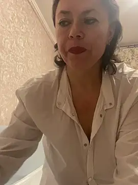 Kiravix online show from February 27, 2026, 8:42 pm