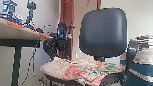 greatbrnrd online show from September 24, 2025, 1:53 am