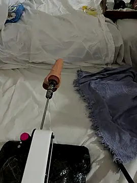 Snapshot of Ozge-SluttyScream69 chatting on October 4, 2025, 11:36 pm Ozge-SluttyScream69 online show from October 4, 2025, 11:36 pm