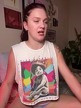 zarialove online show from September 18, 2025, 12:23 am