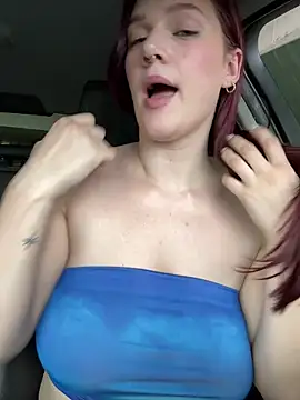 zarialove online show from April 11, 2026, 8:46 pm