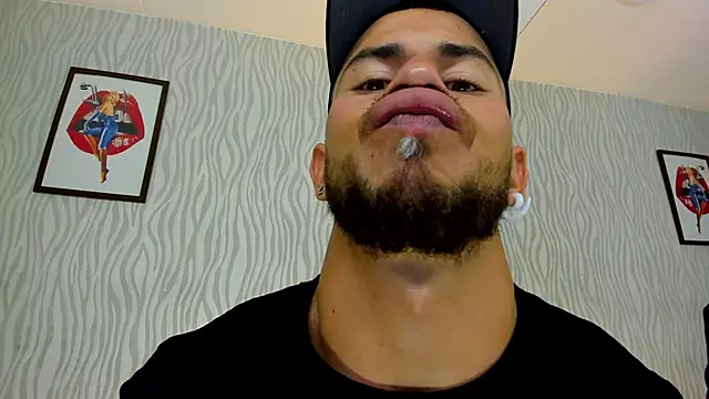 dylan jacobx online show from October 22, 2025, 3:29 am