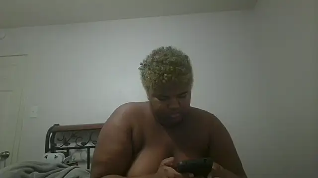 Snapshot of techprincessxx chatting on September 26, 2025, 5:28 pm techprincessxx online show from September 26, 2025, 5:28 pm