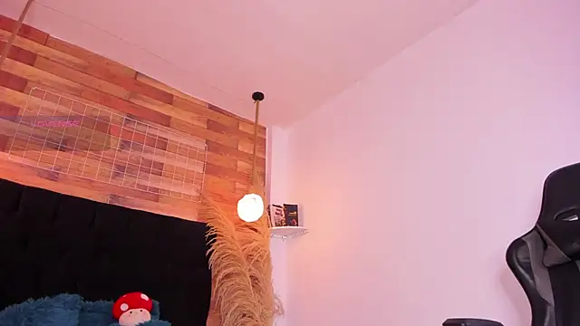 Emily brown04 online show from September 28, 2025, 11:21 pm