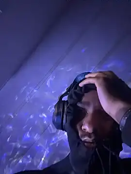 tyrek5051 online show from November 13, 2025, 7:29 am