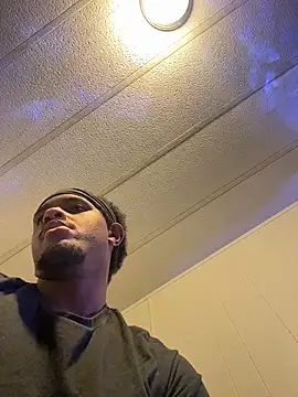 tyrek5051 online show from November 30, 2025, 5:06 pm