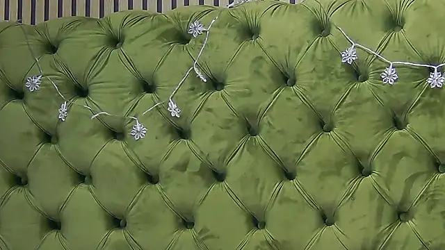 LunaHart online show from January 15, 2026, 1:48 pm