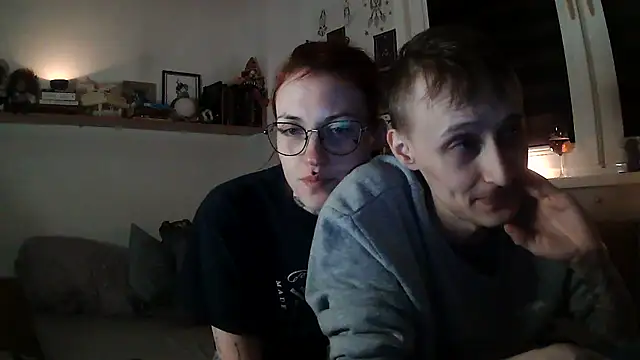 Snapshot of Zelesuida chatting on October 30, 2025, 10:43 pm Zelesuida online show from October 30, 2025, 10:43 pm