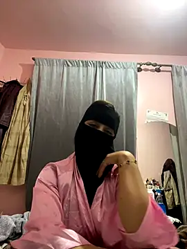  Jori  online show from November 3, 2025, 9:48 pm