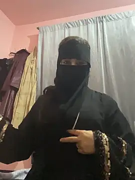  Jori  online show from November 4, 2025, 3:44 pm