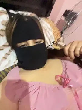  Jori  online show from November 11, 2025, 10:21 pm