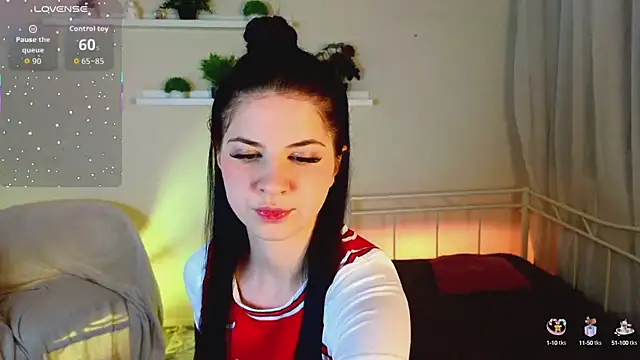 Snapshot of Wander_Waves chatting on October 15, 2025, 7:36 pm Wander Waves online show from October 15, 2025, 7:36 pm