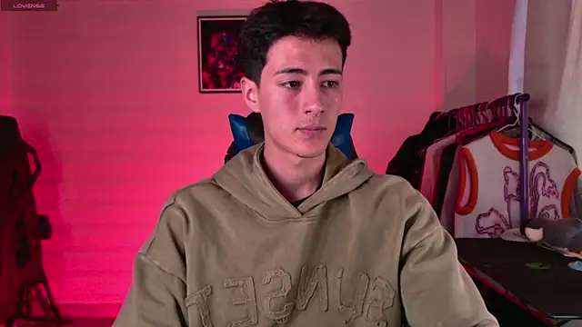 Jeremias miller online show from December 18, 2025, 8:37 pm