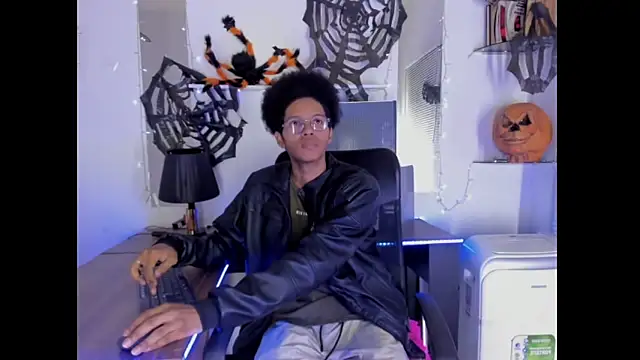 DEAMOL online show from October 17, 2025, 4:26 am