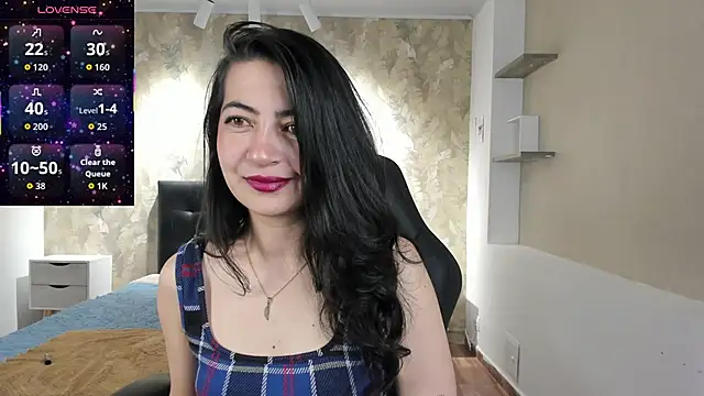 Saya Amaretto1 online show from September 30, 2025, 8:58 pm