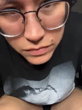 Kurtxxx22 online show from February 24, 2026, 9:57 pm