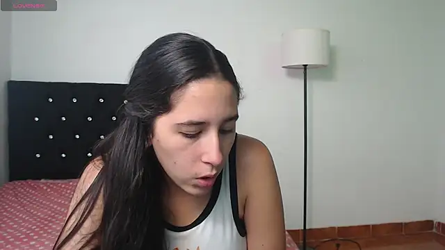 Snapshot of lilacream chatting on November 10, 2025, 4:39 pm lilacream online show from November 10, 2025, 4:39 pm