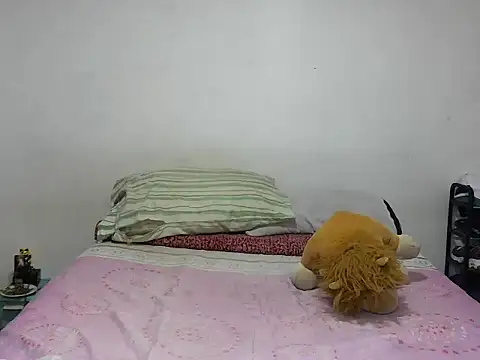 MeganAndMaxxh online show from December 14, 2025, 2:50 am