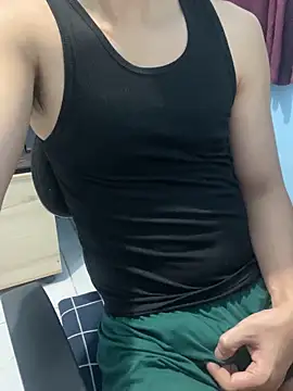 Snapshot of ieat_monsters chatting on September 29, 2025, 10:58 pm ieat monsters online show from September 29, 2025, 10:58 pm