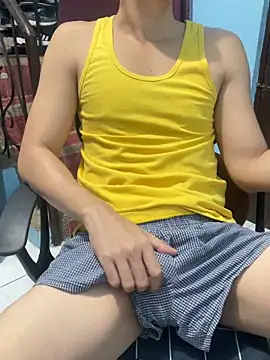 Snapshot of ieat_monsters chatting on October 2, 2025, 4:19 am ieat monsters online show from October 2, 2025, 4:19 am