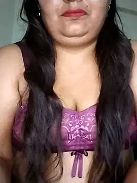 Sexey-Rani online show from November 7, 2025, 6:19 pm