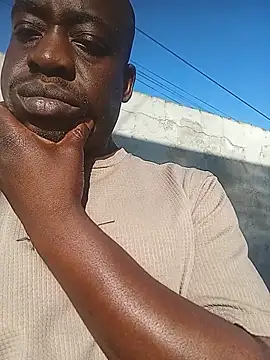 WaiterZim online show from May 19, 2026, 5:47 am