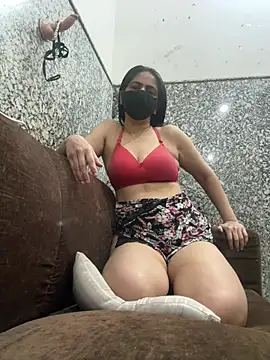 SashaPatel online show from March 19, 2026, 1:42 am