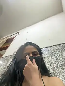 SashaPatel online show from April 12, 2026, 2:11 pm