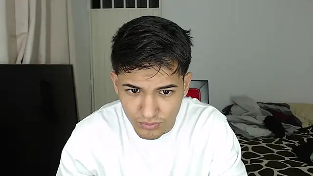 Alex mojica online show from October 1, 2025, 11:27 am