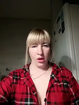 babyjessi online show from October 12, 2025, 9:14 pm