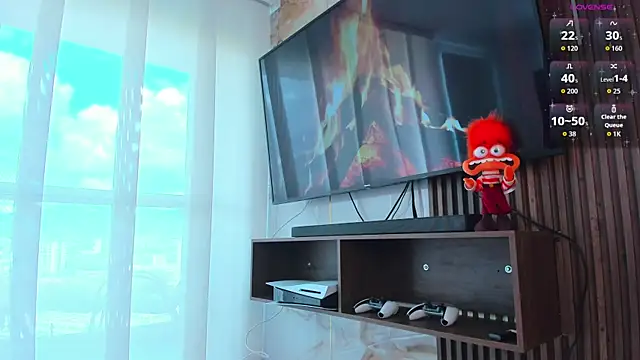 Michelle Ferrerr online show from April 26, 2026, 7:22 pm