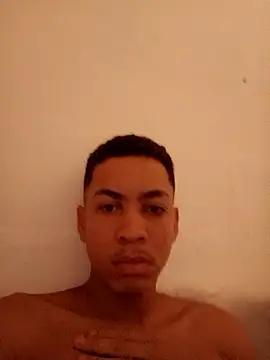 carloseduardo200319 online show from January 10, 2026, 11:45 am