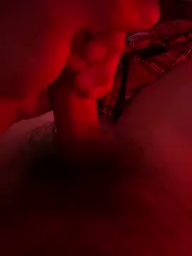 i love 2cum online show from October 25, 2025, 7:05 am