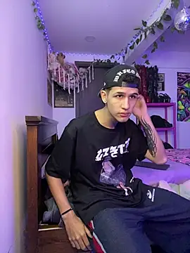 Snapshot of _realwav chatting on March 1, 2026, 7:54 am realwav online show from March 1, 2026, 7:54 am