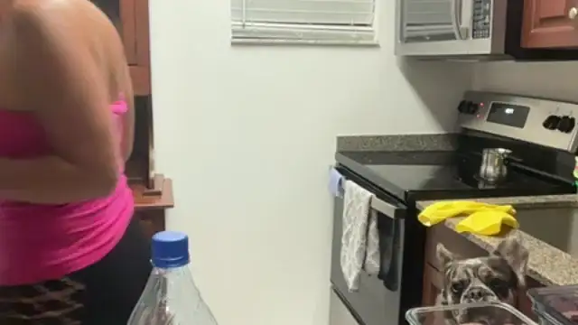 Snapshot of prettyykitty22 chatting on October 29, 2025, 2:36 am prettyykitty22 online show from October 29, 2025, 2:36 am