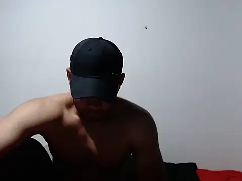 Snapshot of lukas_angelo chatting on October 22, 2025, 4:02 am lukas angelo online show from October 22, 2025, 4:02 am