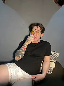 AteneoJr online show from April 4, 2026, 1:15 am