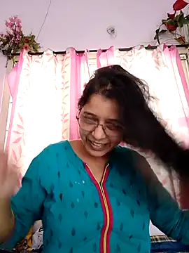 Snapshot of thanusi_2 chatting on September 30, 2025, 5:23 am thanusi 2 online show from September 30, 2025, 5:23 am