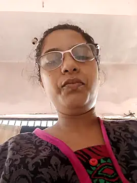 Snapshot of thanusi_2 chatting on October 7, 2025, 6:32 am thanusi 2 online show from October 7, 2025, 6:32 am